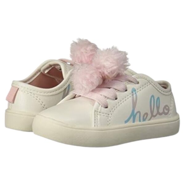 Tenis blancos “Hello” con detalle de pompones Carter’s