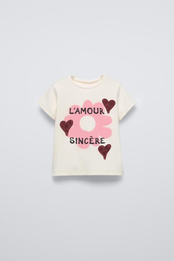 Camiseta Infantil "L’Amour Sincère" zara